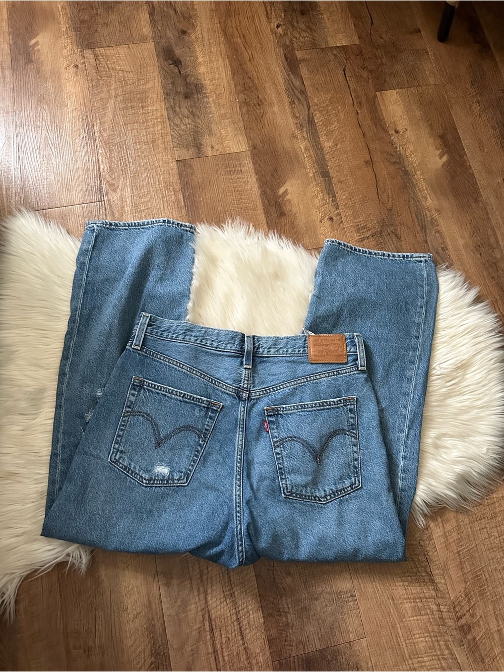 LEVIS Ribcage Straight Ankle Jeans - Picture 5 of 5